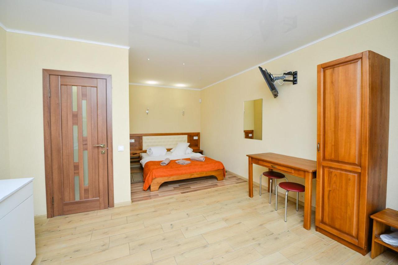 Forest Hotel Polis'ke Esterno foto